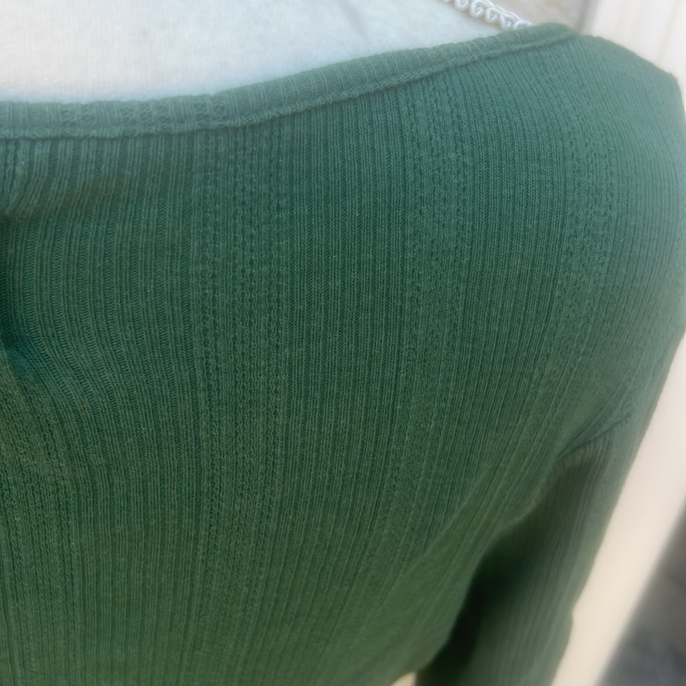 Mollusk California Women's Green Scoop Neck Long Sleeve Top Size L - Picture 5 of 7